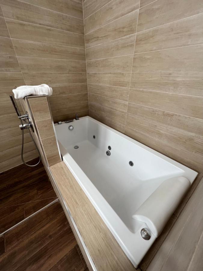 Arena Luxury Rooms Vérone Extérieur photo